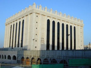 the Belz Great-biggest Synagogue in the World