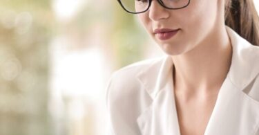 features of intrapreneurship