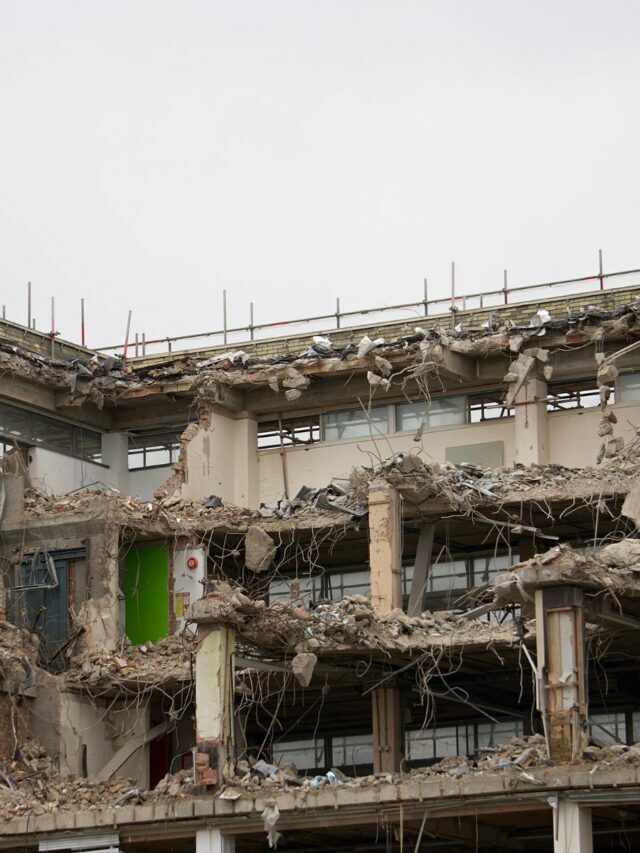 What are safety precautions for Earthquakes?